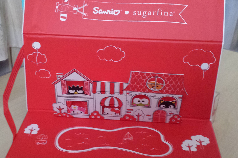 Sanrio x Sugarfina 3-cube collab box inside